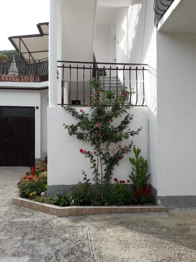 Kuca Za Odmor Varos Villa Vrlika Buitenkant foto