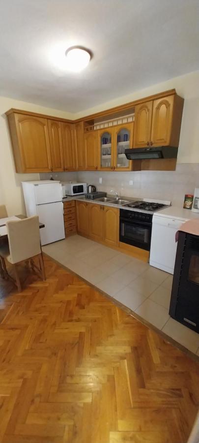 Kuca Za Odmor Varos Villa Vrlika Buitenkant foto