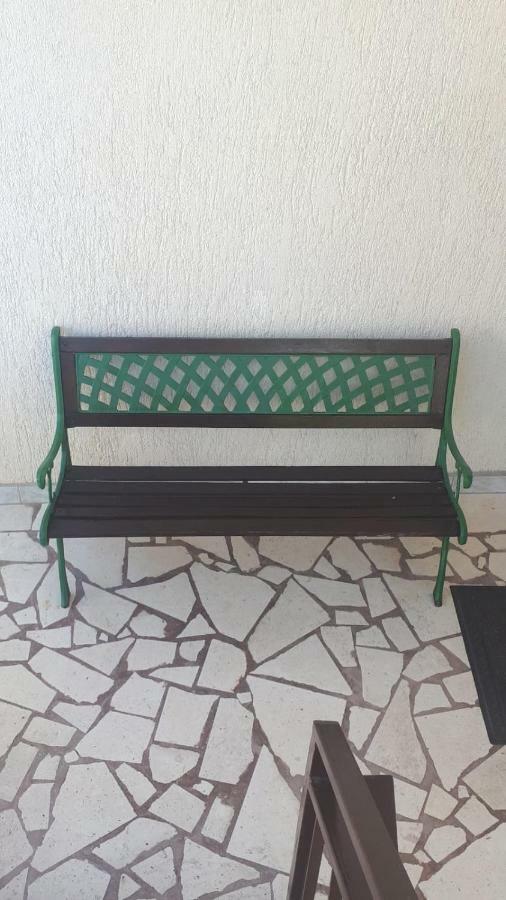 Kuca Za Odmor Varos Villa Vrlika Buitenkant foto